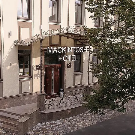 Mackintosh 3*